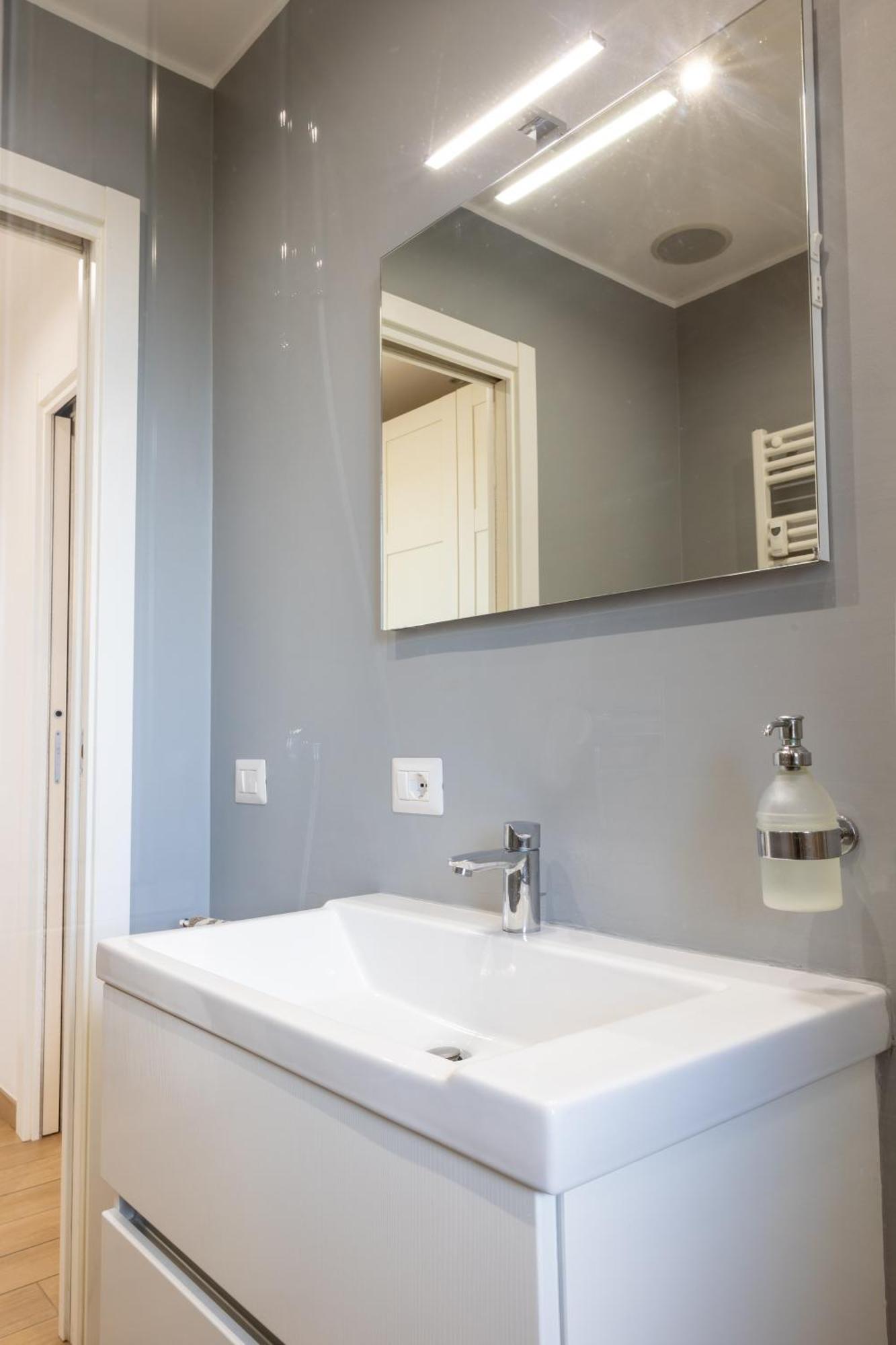 Belvedere Modern Apartment Con Parcheggio Gratuito Roma Ngoại thất bức ảnh